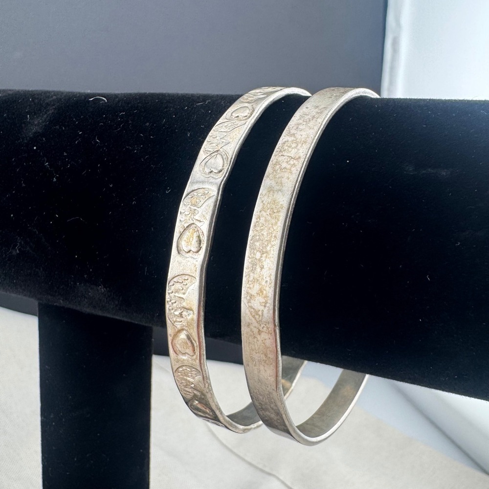 Vintage Mexico Bangle Bracelet Set Heart Embossed Smooth Silver Tone 8.25
